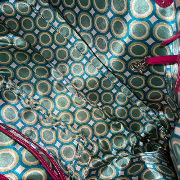 Kate Landry orange and pink giraffe tote bag - Picture 6 of 7